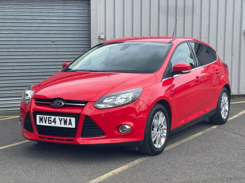 Ford Focus  1.6 TITANIUM NAVIGATOR 5d 124 BHP