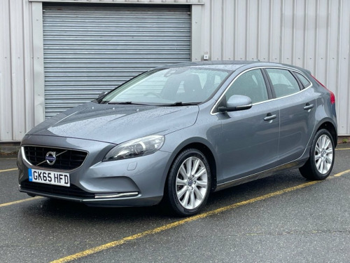 Volvo V40  2.0 D2 SE LUX 5d 118 BHP