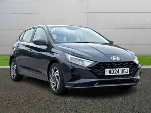 Hyundai i20  Hatchback Advance