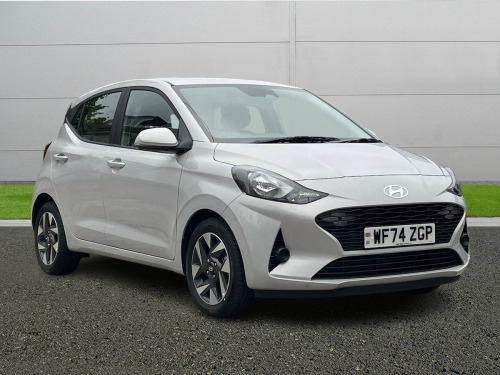 Hyundai i10  Hatchback Advance