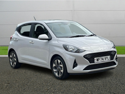 Hyundai i10  Hatchback Advance