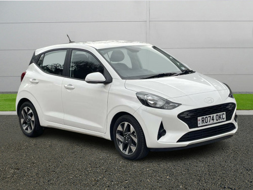 Hyundai i10  Hatchback Advance