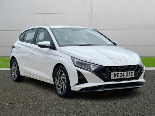 Hyundai i20  Hatchback Advance