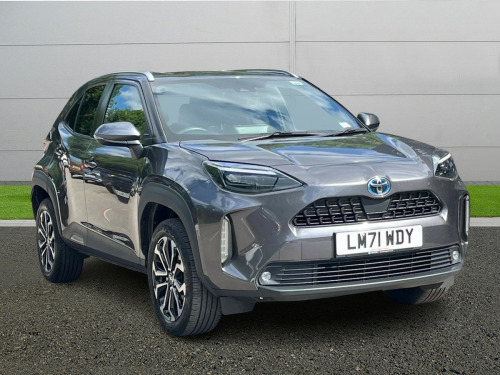 Toyota Yaris DESIGN FHEV