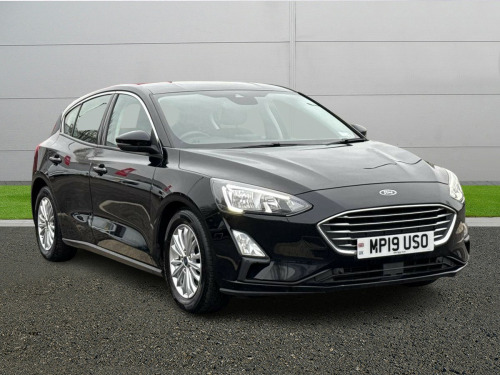 Ford Focus  Hatchback Titanium