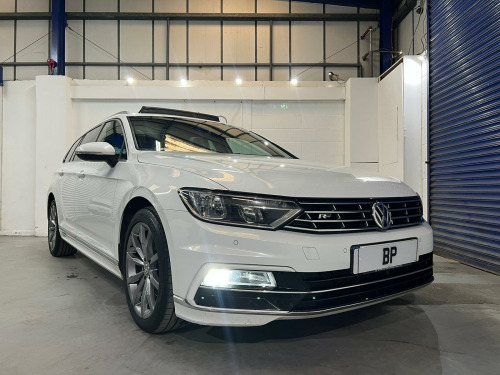 Volkswagen Passat  2.0 TDI R-Line DSG Euro 6 (s/s) 5dr