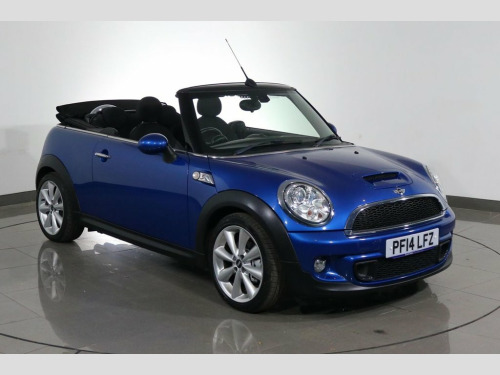 MINI Convertible  2.0 COOPER SD 2d 141 BHP