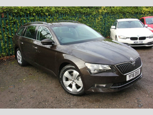 Skoda Superb  2.0 TDI SE Estate 5dr Diesel DSG Auto 6Spd Euro 6 