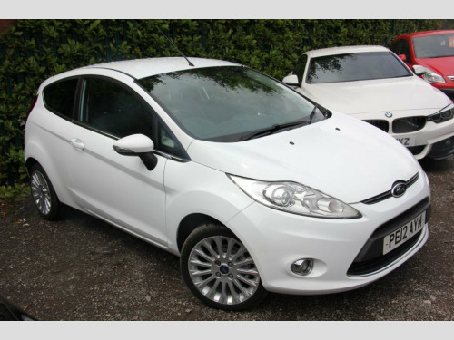 Ford Fiesta  1.4 Titanium Hatchback 3dr Petrol Manual (133 g/km