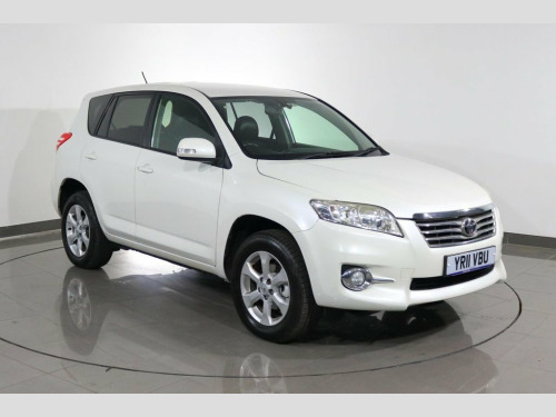 Toyota RAV4  2.2 D-4D XT-R SUV 5dr Diesel Manual 4WD Euro 5 (15
