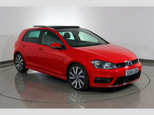 Volkswagen Golf  2.0 TDI BlueMotion Tech R-Line Edition Hatchback 5