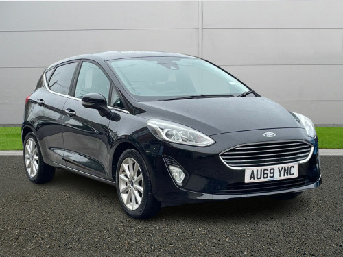 Ford Fiesta  Hatchback Titanium