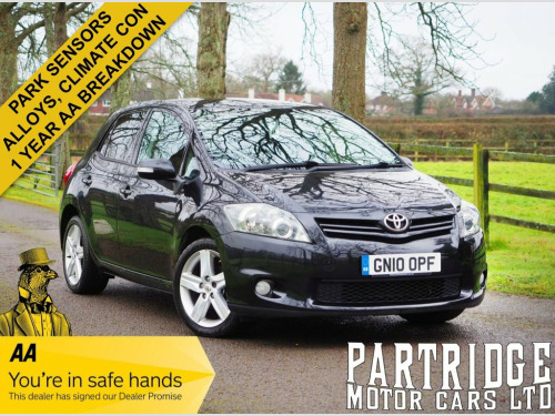 Toyota Auris  1.6 V-Matic SR Hatchback 5dr Petrol Manual Euro 5 