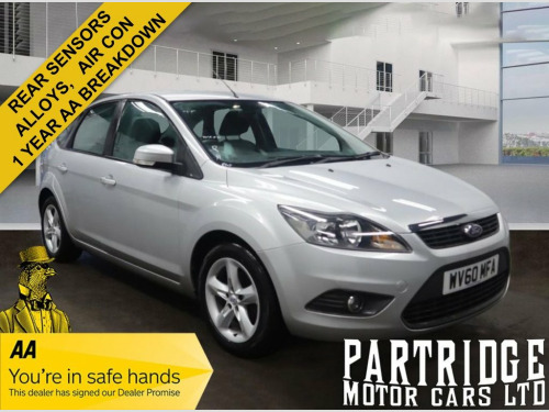 Ford Focus  1.6 Zetec Hatchback 5dr Petrol Manual (161 g/km, 9