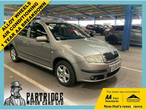 Skoda Fabia  1.4 16V Elegance Hatchback 5dr Petrol Manual (161