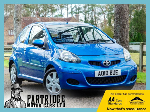 Toyota AYGO  1.0 VVT-i Blue Hatchback 3dr Petrol Manual Euro 4 