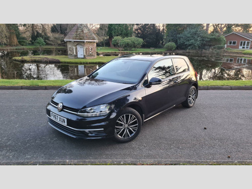 Volkswagen Golf  1.0 TSI SE Nav