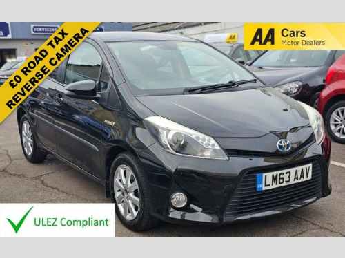 Toyota Yaris  AUTOMATIC 1.5 VVT-h T4 Hatchback 5dr Petrol Hybrid