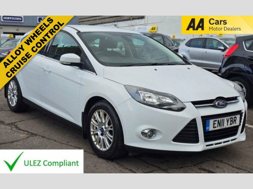 Ford Focus  1.6 Titanium Hatchback 5dr Petrol Manual Euro 5 (1