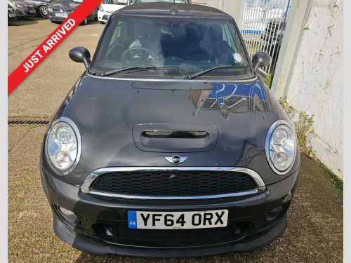 MINI Convertible  AUTOMATIC 1.6 Cooper S Convertible 2dr Petrol Auto