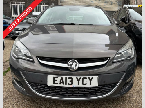 Vauxhall Astra  AUTOMATIC 1.6 16v Elite Hatchback 5dr Petrol Auto 