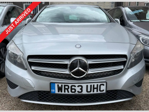 Mercedes-Benz A-Class A180 AUTOMATIC 1.6 A180 SE Hatchback 5dr Petrol 7G-DCT 