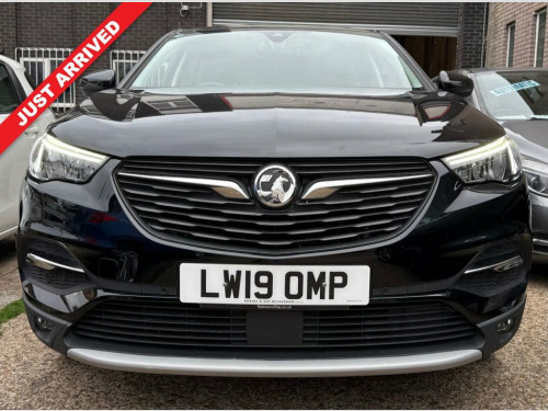 Vauxhall Grandland X  AUTOMATIC 1.2 Turbo Elite Nav SUV 5dr Petrol Auto  
