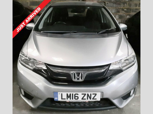Honda Jazz  AUTOMATIC 1.3 i-VTEC SE Hatchback 5dr Petrol CVT E