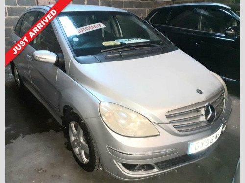 Mercedes-Benz B-Class B150 AUTOMATIC 1.5 B150 SE MPV 5dr Petrol Autotronic (1