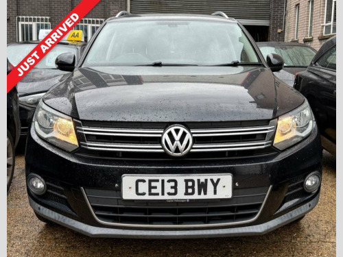 Volkswagen Tiguan  AUTOMATIC 2.0 TSI SE SUV 5dr Petrol DSG 4WD Euro 5