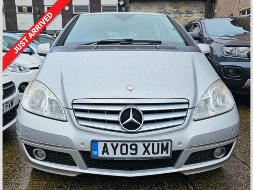 Mercedes-Benz A-Class A170 AUTOMATIC 1.7 A170 Avantgarde SE Hatchback 5dr Pet 