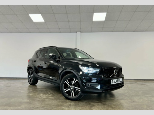 Volvo XC40  1.5 T3 R-Design SUV 5dr Petrol Manual Euro 6 (s/s)