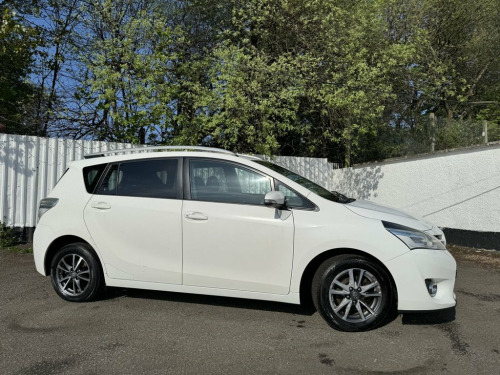 Toyota Verso  1.6 VALVEMATIC ICON 5d 131 BHP *** ONLY 1 FORMER O