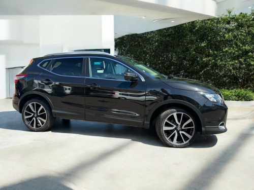 Nissan Qashqai  1.5 dCi Tekna SUV 5dr Diesel Manual 2WD Euro 6 (s/