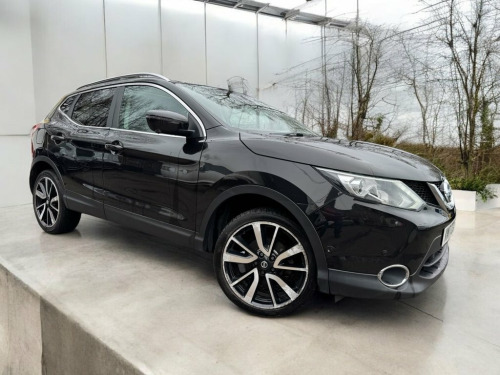 Nissan Qashqai  1.5 dCi Tekna SUV 5dr Diesel Manual 2WD Euro 6 (s/