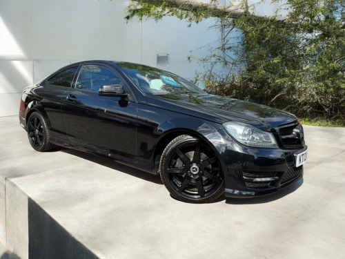Mercedes-Benz C-Class C180 1.6 C180 BlueEfficiency AMG Sport Coupe 2dr Petrol