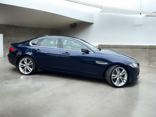 Jaguar XF  3.0d V6 Portfolio Saloon 4dr Diesel Auto Euro 6 (s