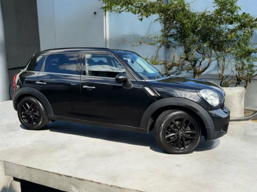MINI Countryman  2.0 Cooper SD SUV 5dr Diesel Auto Euro 5 (143 ps)