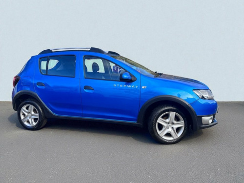 Dacia Sandero Stepway  0.9 TCe Laureate Hatchback 5dr Petrol Manual Euro  