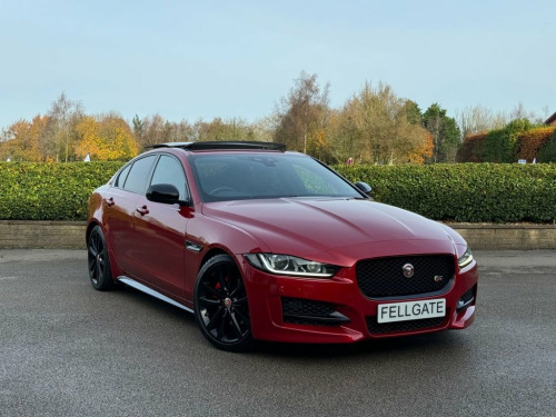 Jaguar XE  2.0d R-Sport Saloon 4dr Diesel Auto Euro 6 (s/s) (