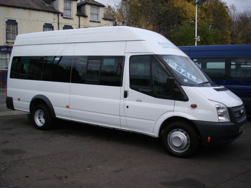 Ford Transit  ELECTRIC 17 SEAT HIGH ROOF MINIBUS NO VAT