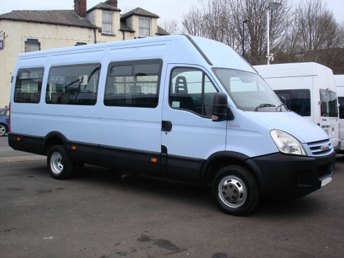 Iveco Daily  DAILY 45C15 17 SEAT WHEELCHAIR ACCESSIBLE MINIBUS NO VAT
