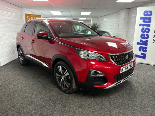 Peugeot 3008 Crossover  1.2 PureTech Allure