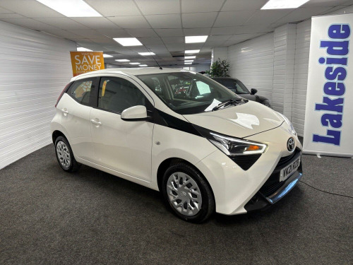 Toyota AYGO  1.0 VVT-i x-play