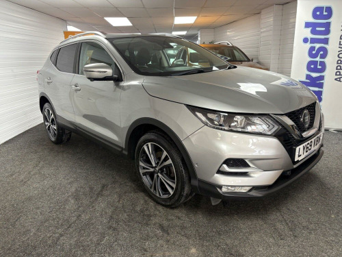 Nissan Qashqai  1.3 DIG-T N-Connecta