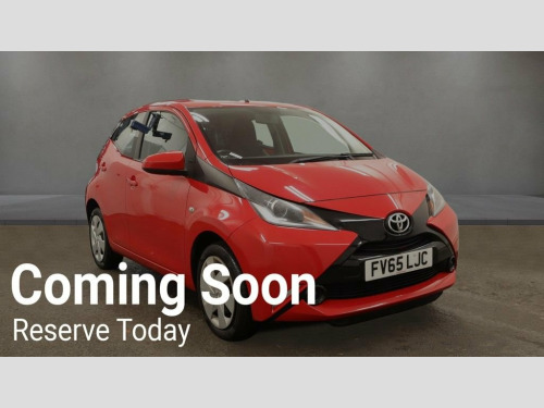 Toyota AYGO  1.0 VVT-i x-play Hatchback 5dr Petrol Manual Euro 