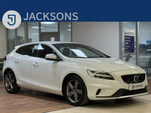 Volvo V40  2.0 D2 R-Design Nav Plus Hatchback 5dr Diesel Manu