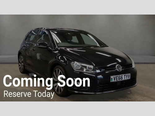 Volkswagen Golf  2.0 TDI BlueMotion Tech R-Line Edition Hatchback 5