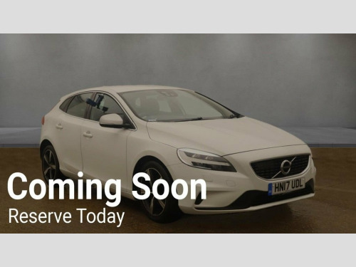 Volvo V40  2.0 D2 R-Design Hatchback 5dr Diesel Manual Euro 6