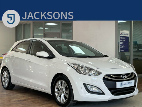 Hyundai i30  1.6 CRDi Blue Drive Style Nav Hatchback 5dr Diesel